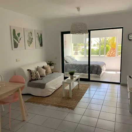 Luxury Estudio En Playa Roca A Primera Linea Del Mar Lejlighed *