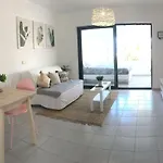 Luxury Estudio En Playa Roca A Primera Linea Del Mar *