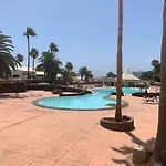 Luxury Estudio En Playa Roca A Primera Linea Del Mar Apartment