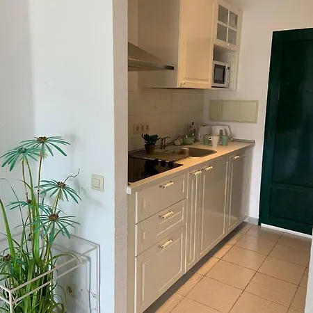 Luxury Estudio En Playa Roca A Primera Linea Del Mar Appartement Costa Teguise