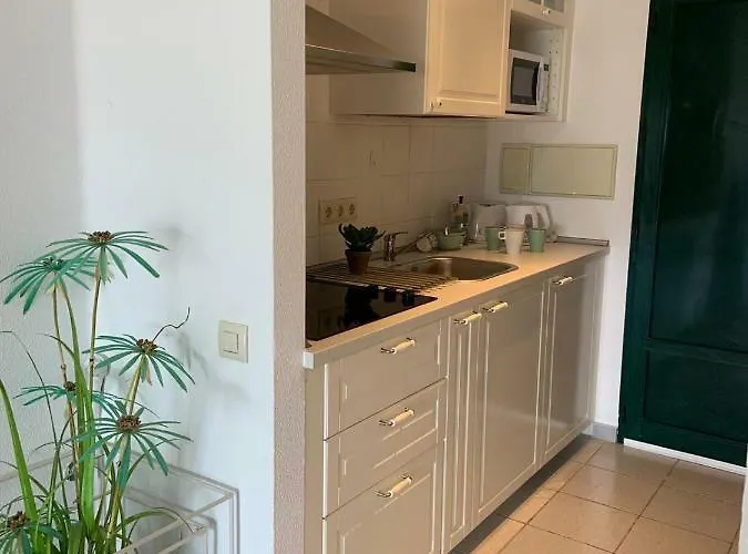 Luxury Estudio En Playa Roca A Primera Linea Del Mar Appartement Costa Teguise