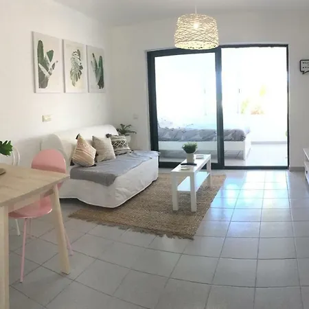 Luxury Estudio En Playa Roca A Primera Linea Del Mar *